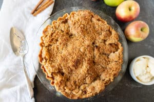 cooked apple pie