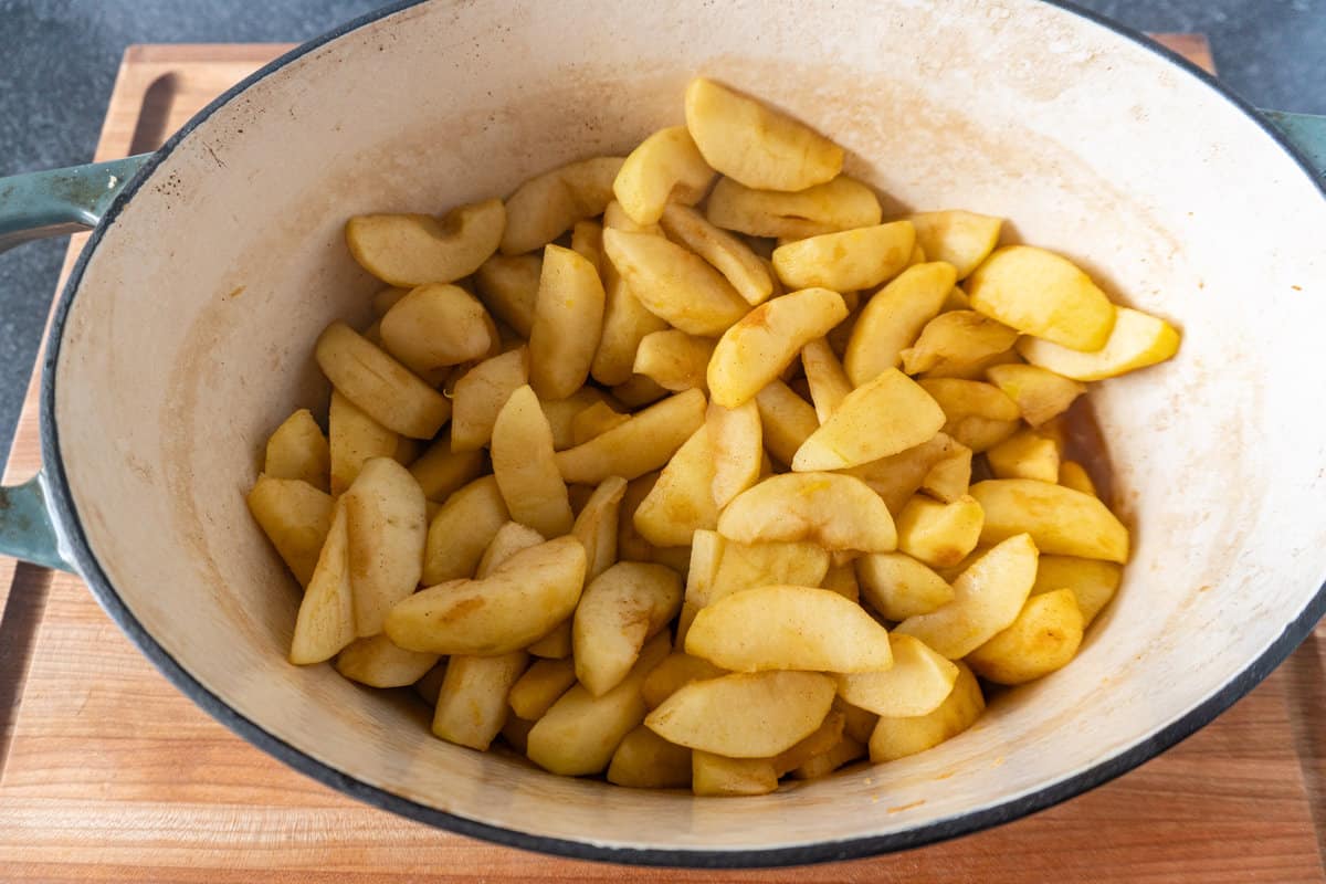 apple pie filling in dutch oven after cooking