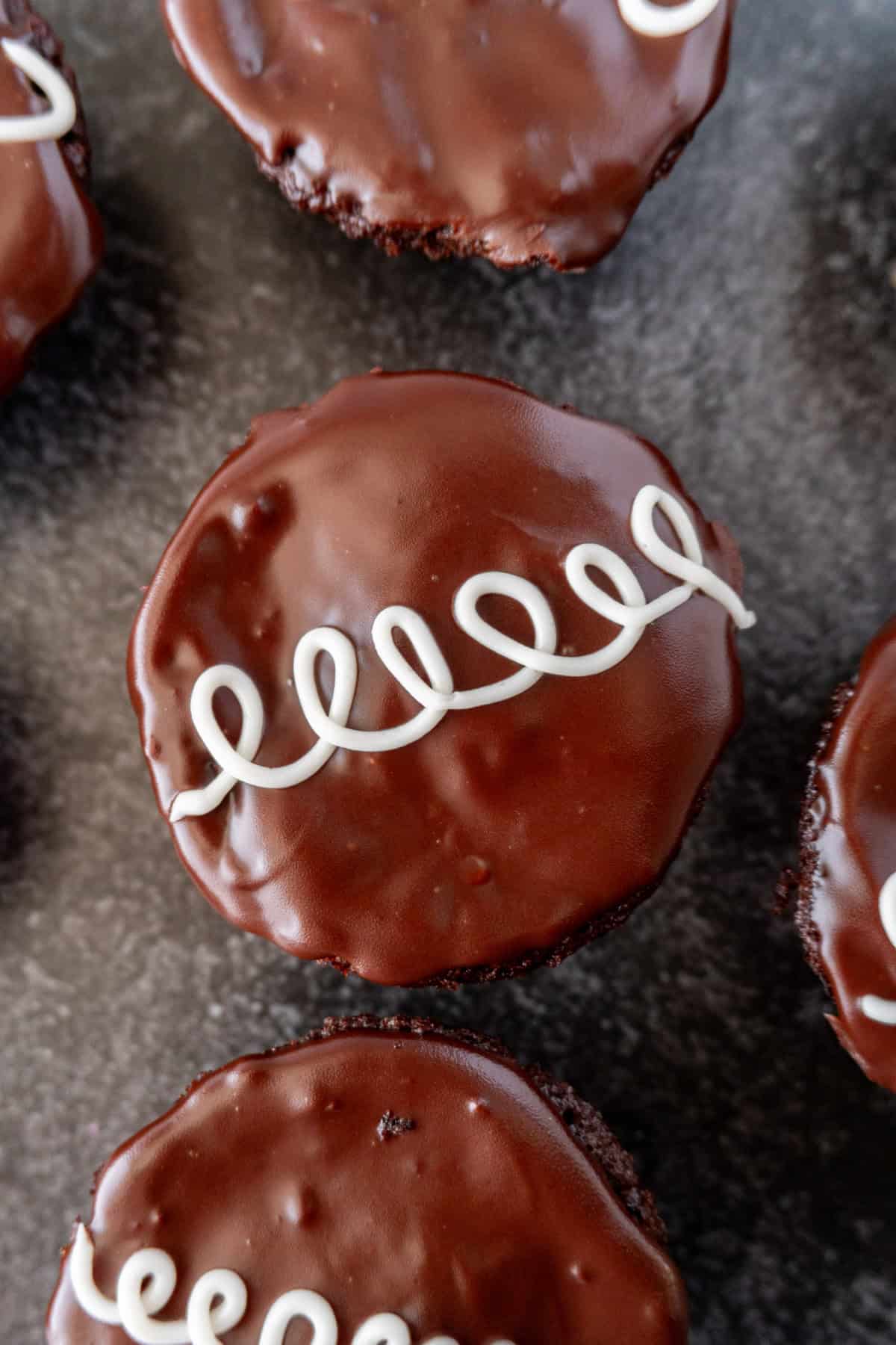 close up of cream filled cucpake.