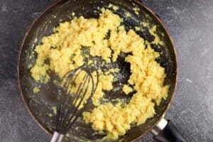 eggs scrambled in pan