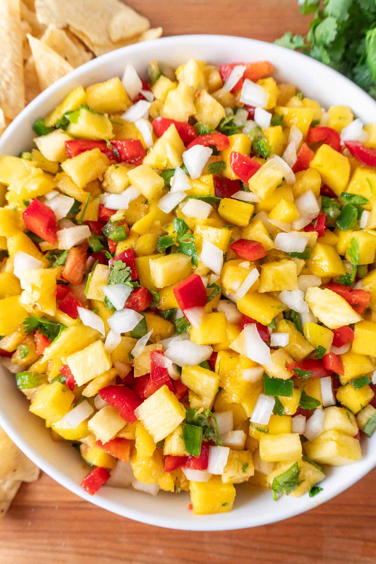 chicnky pineapple mango salsa in bowl