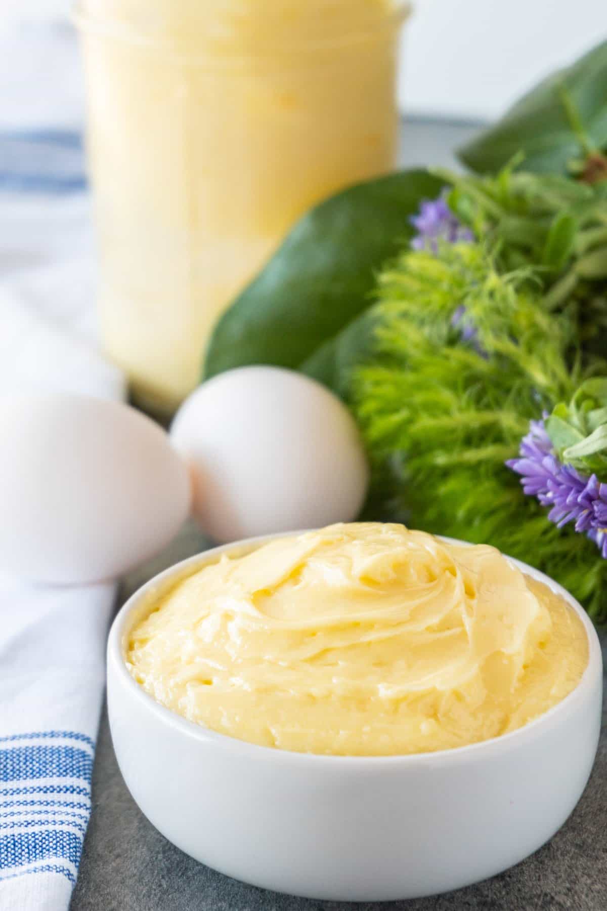 https://www.atablefullofjoy.com/wp-content/uploads/2019/03/olive-oil-mayo-6.jpg