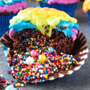 surprise cupcakes featured image
