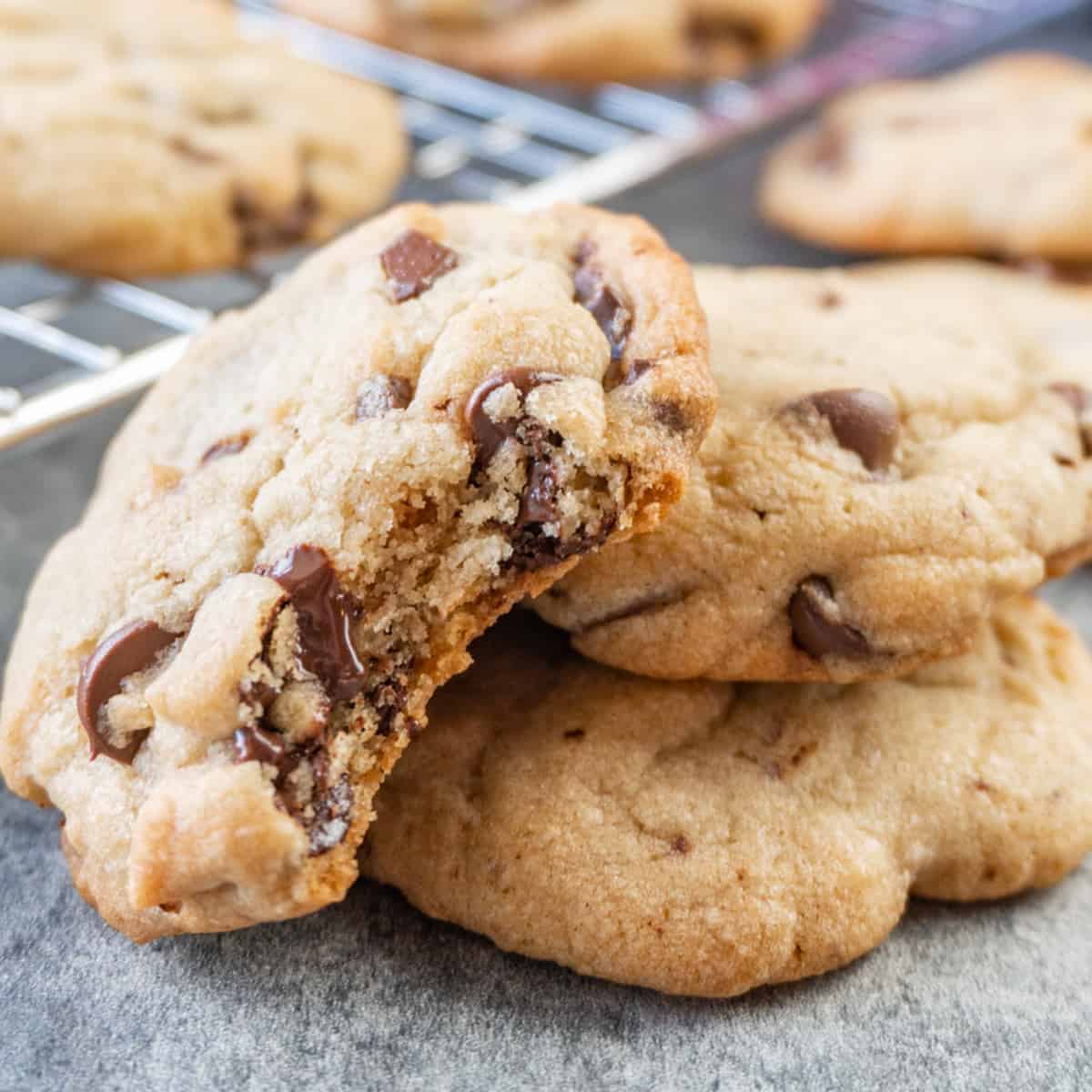 chocolate chip pudding cookies featured image