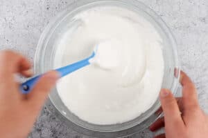 marshmallow creme with water