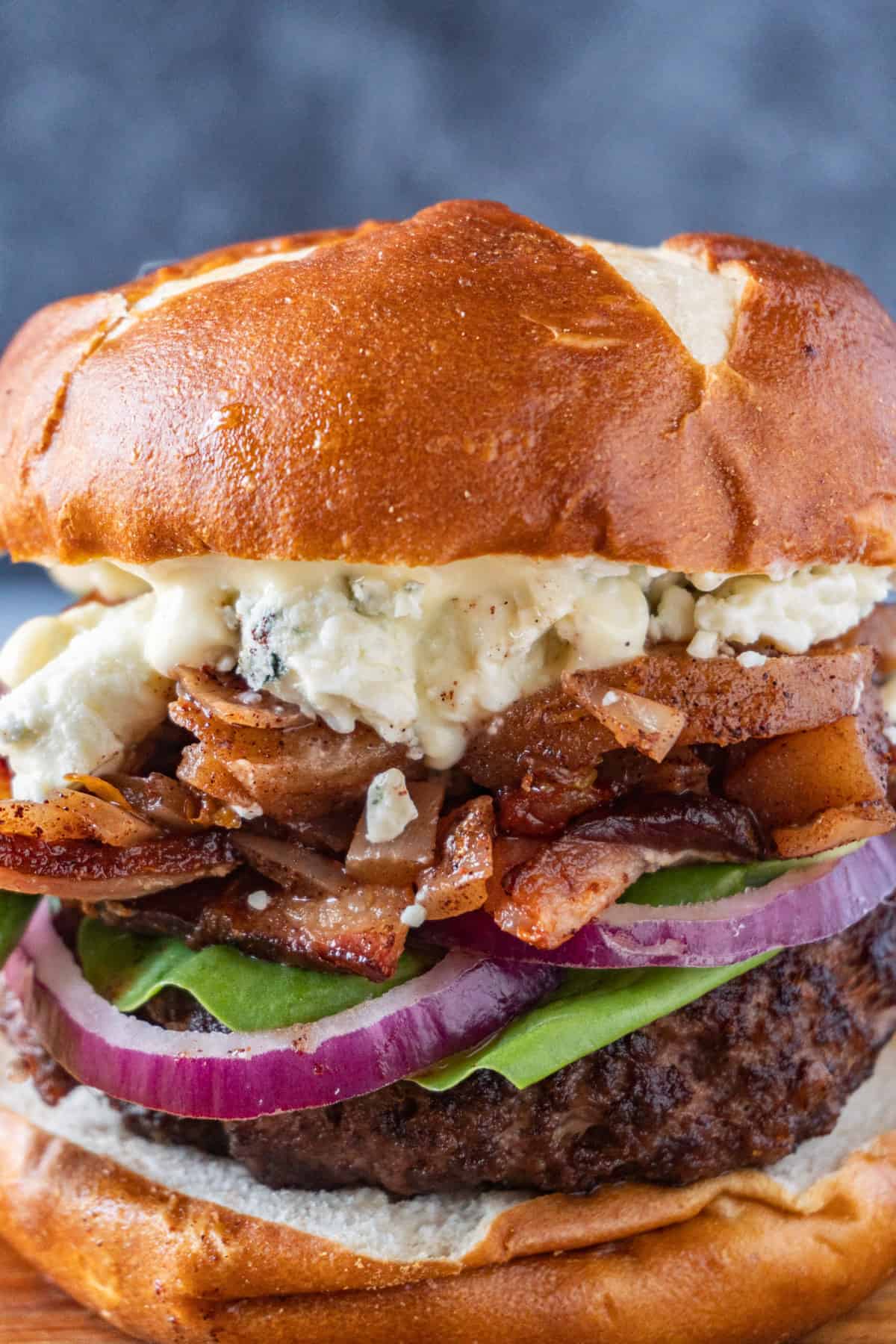 Bacon Blue Cheese Burger – HowToBBQRight