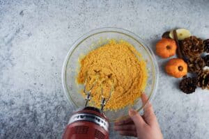 Pumpkin mixtures (with sugar, egg, vanilla)