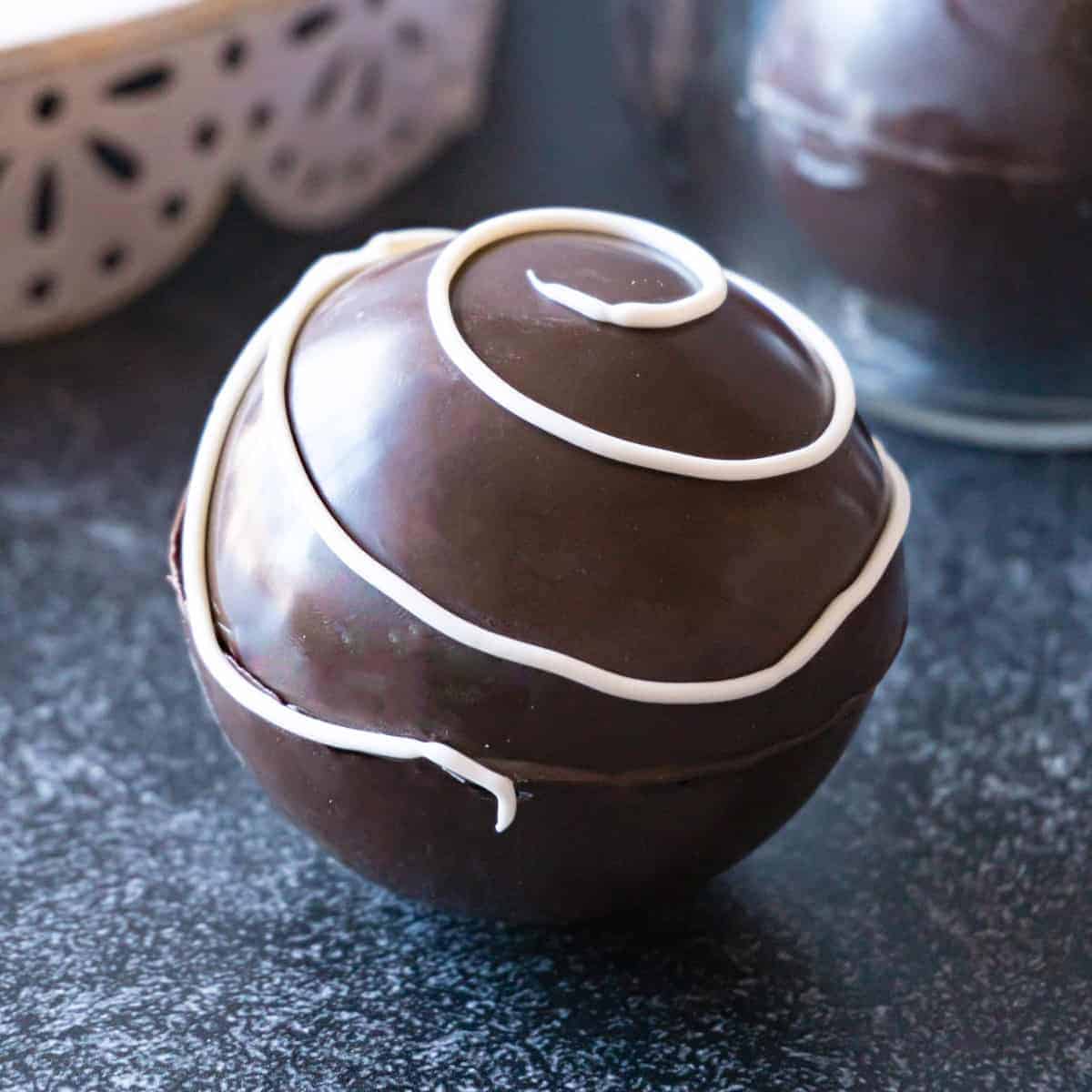 Hot chocolate bomb