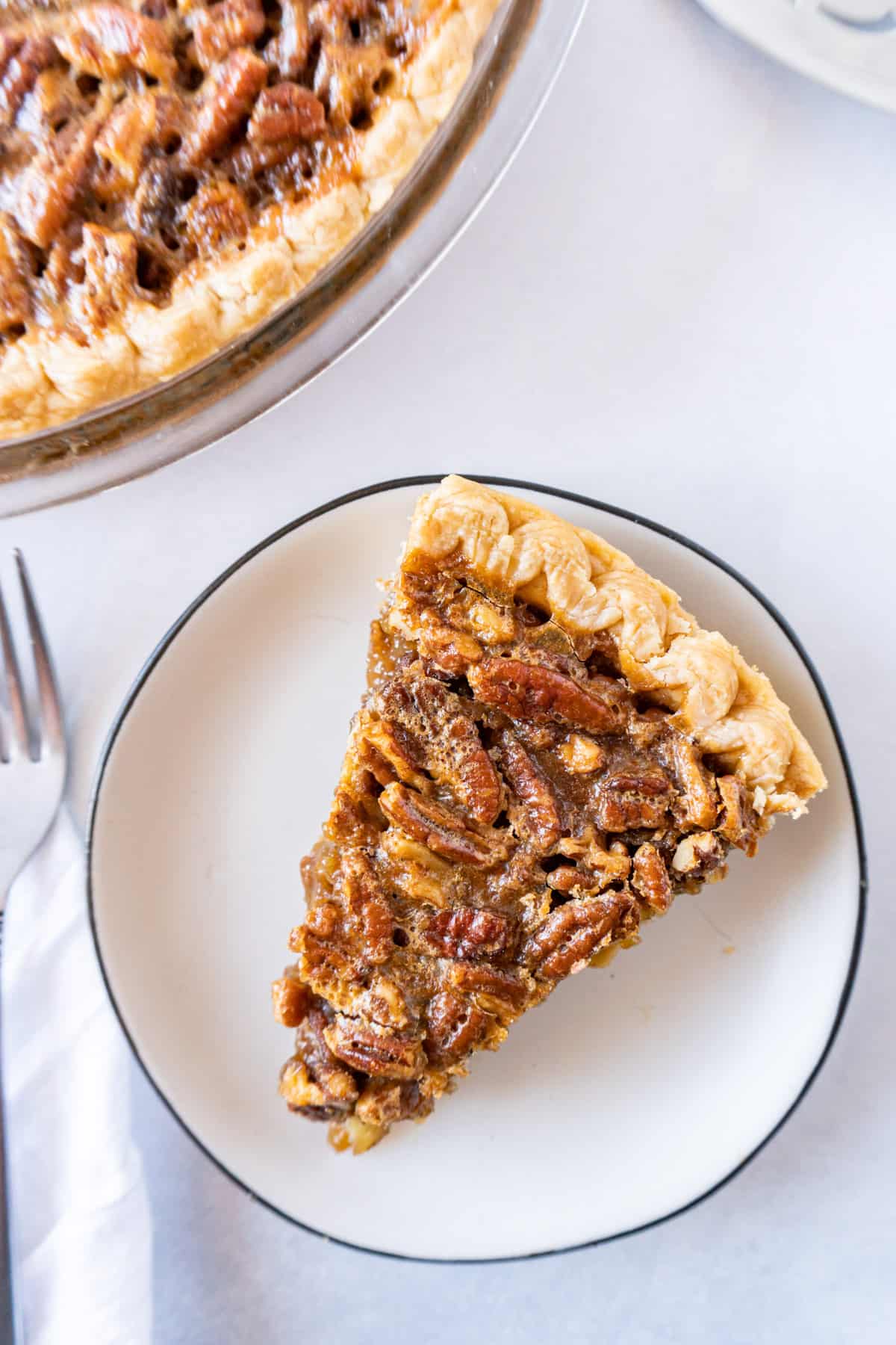 slicke of pecan pie on plate