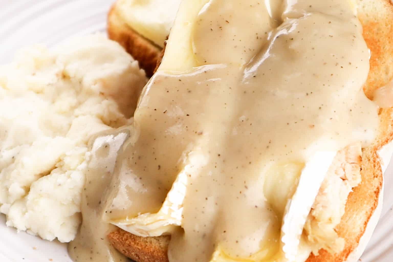 The BEST Open Faced Turkey Sandwich Make in 5 minutes or less!