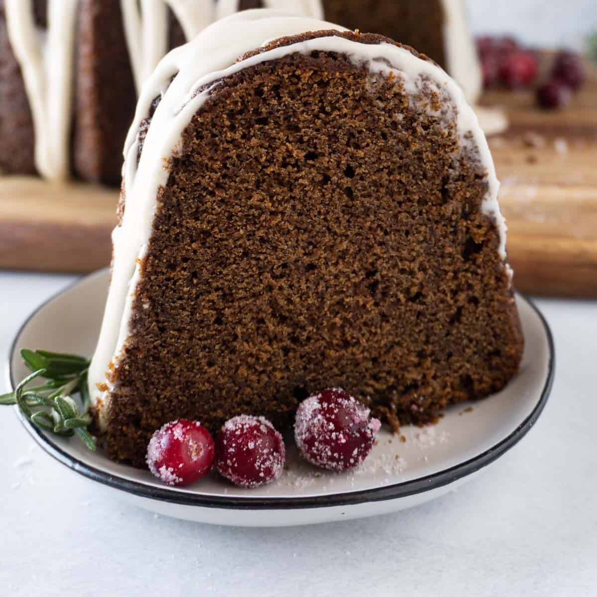 Old-Fashioned Gingerbread Bundt Cake