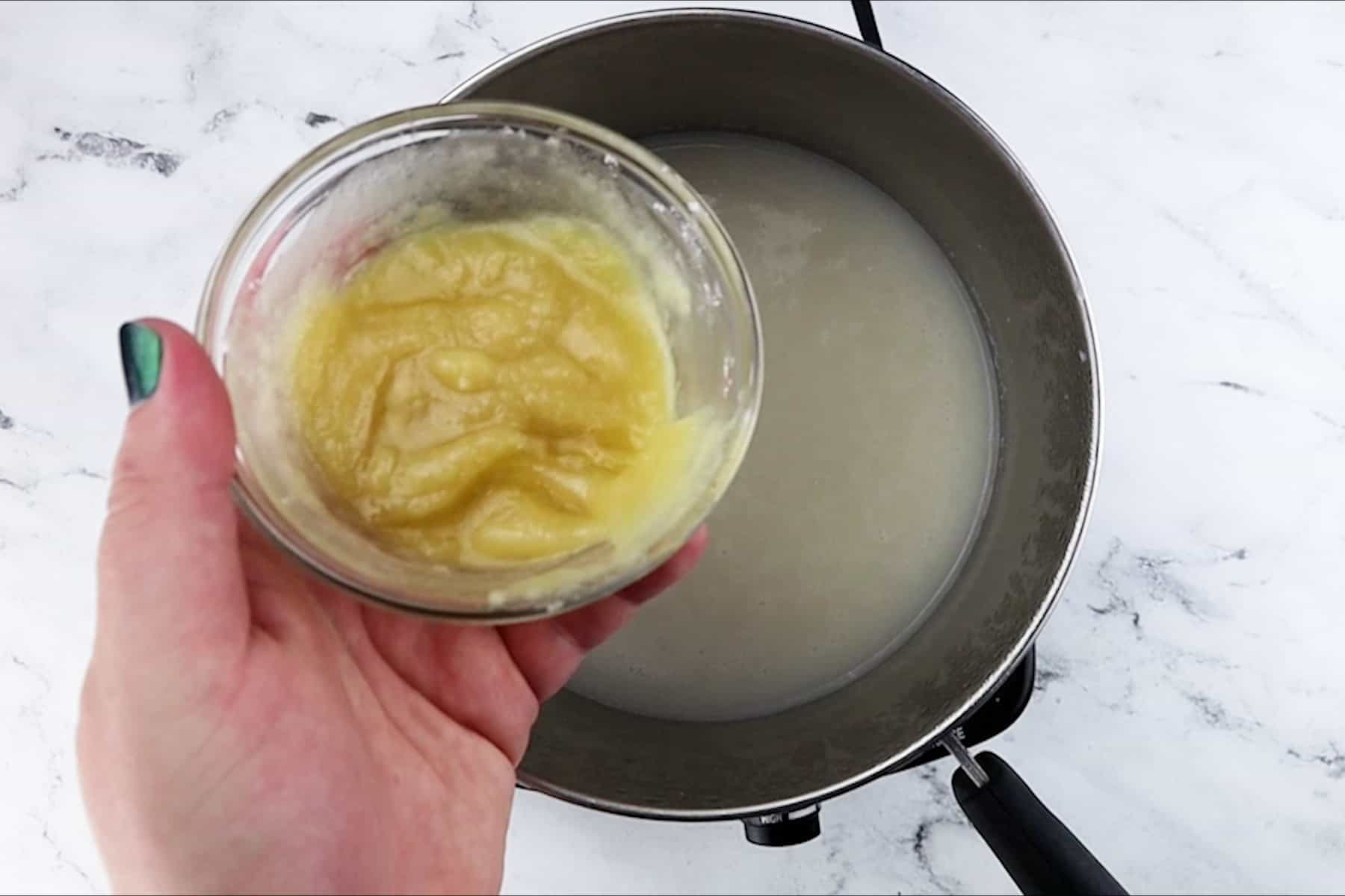 The BEST Pepper Gravy Recipe Ready in 7 minutes!