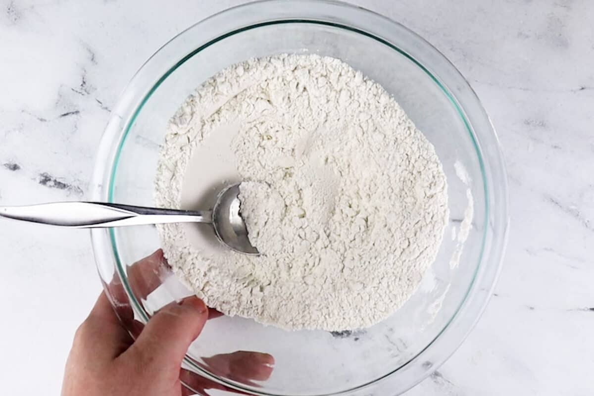 flour mixture in bowl