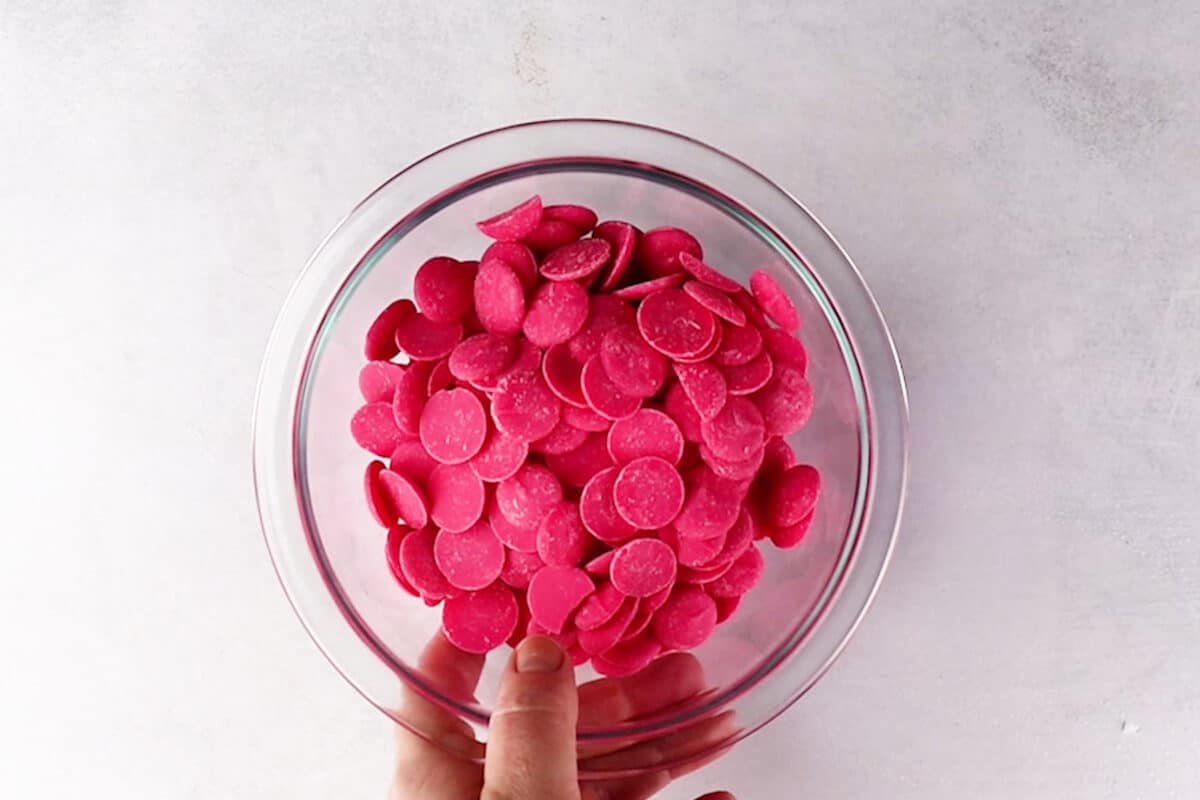 pink candy melts before melting