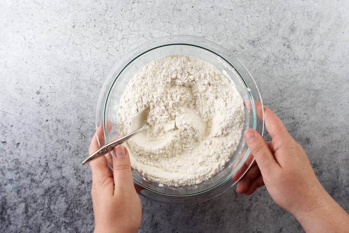 flour mixture in bowl