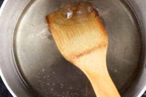 sugar and water dissolved in pot