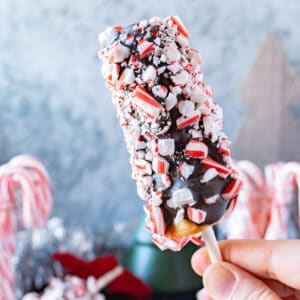 Peppermint Marshmallow Wands featured image