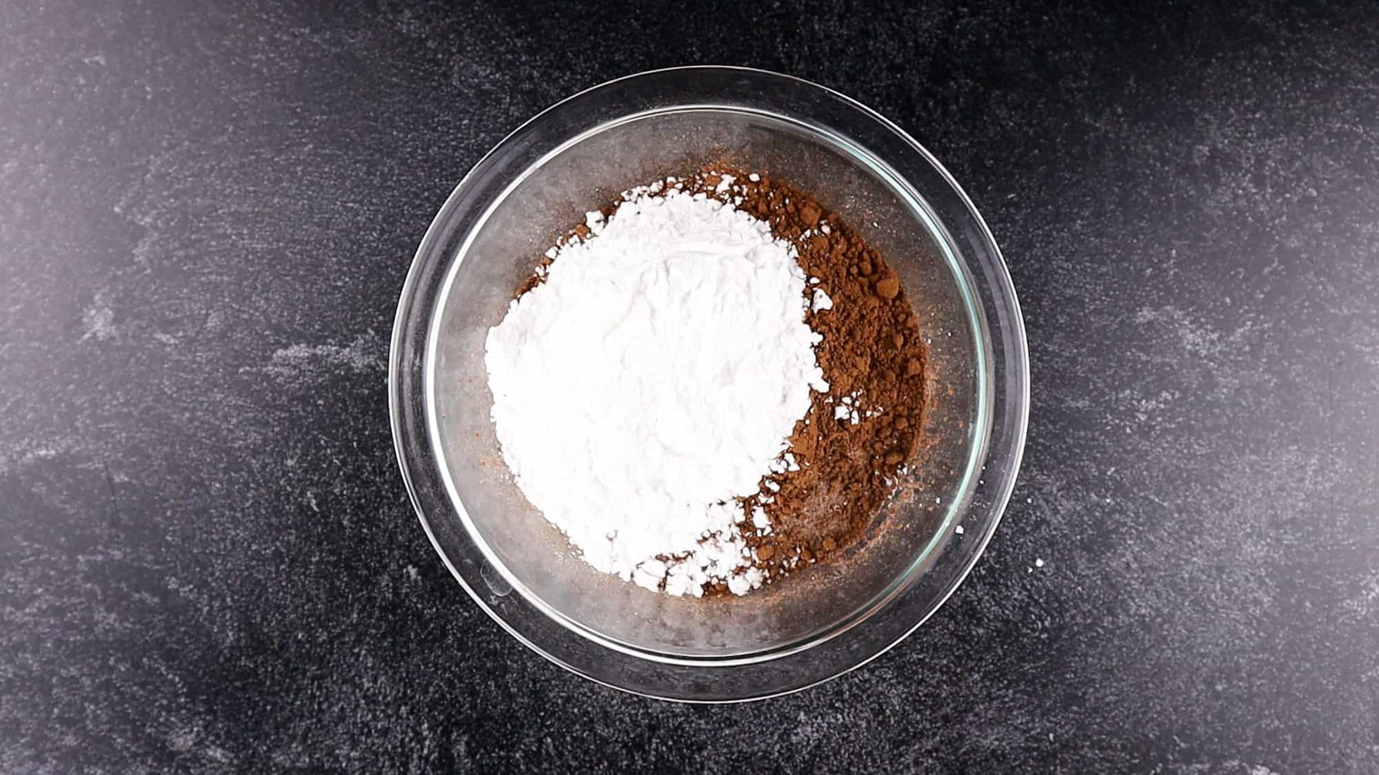 hot cocoa powder ingredients in bowl