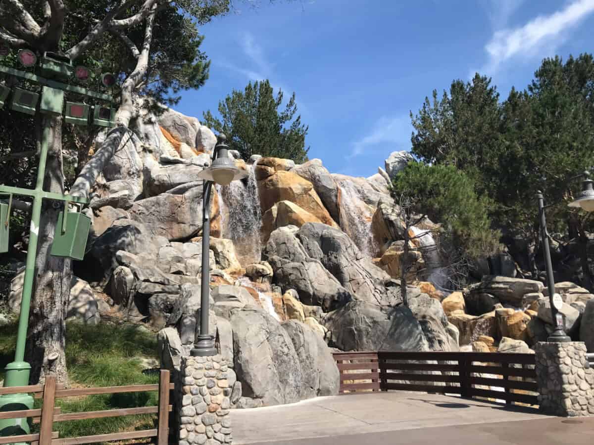 waterfall area at DCA