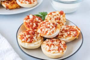 air fryer bagel bites on plate