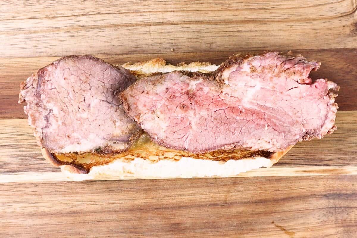 tri tip on bread.