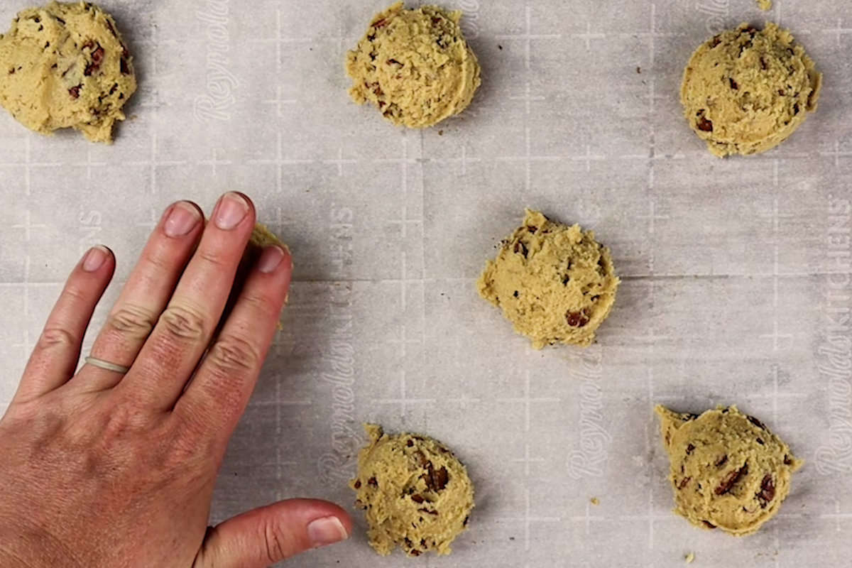 flatting the cookies