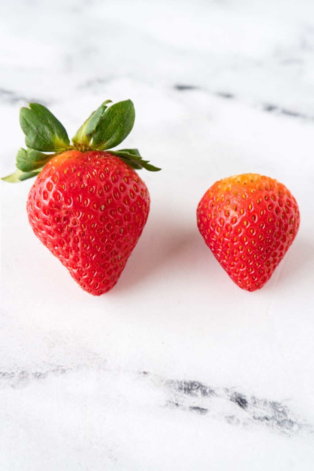 How Freeze Strawberries and the BEST tips and tricks!