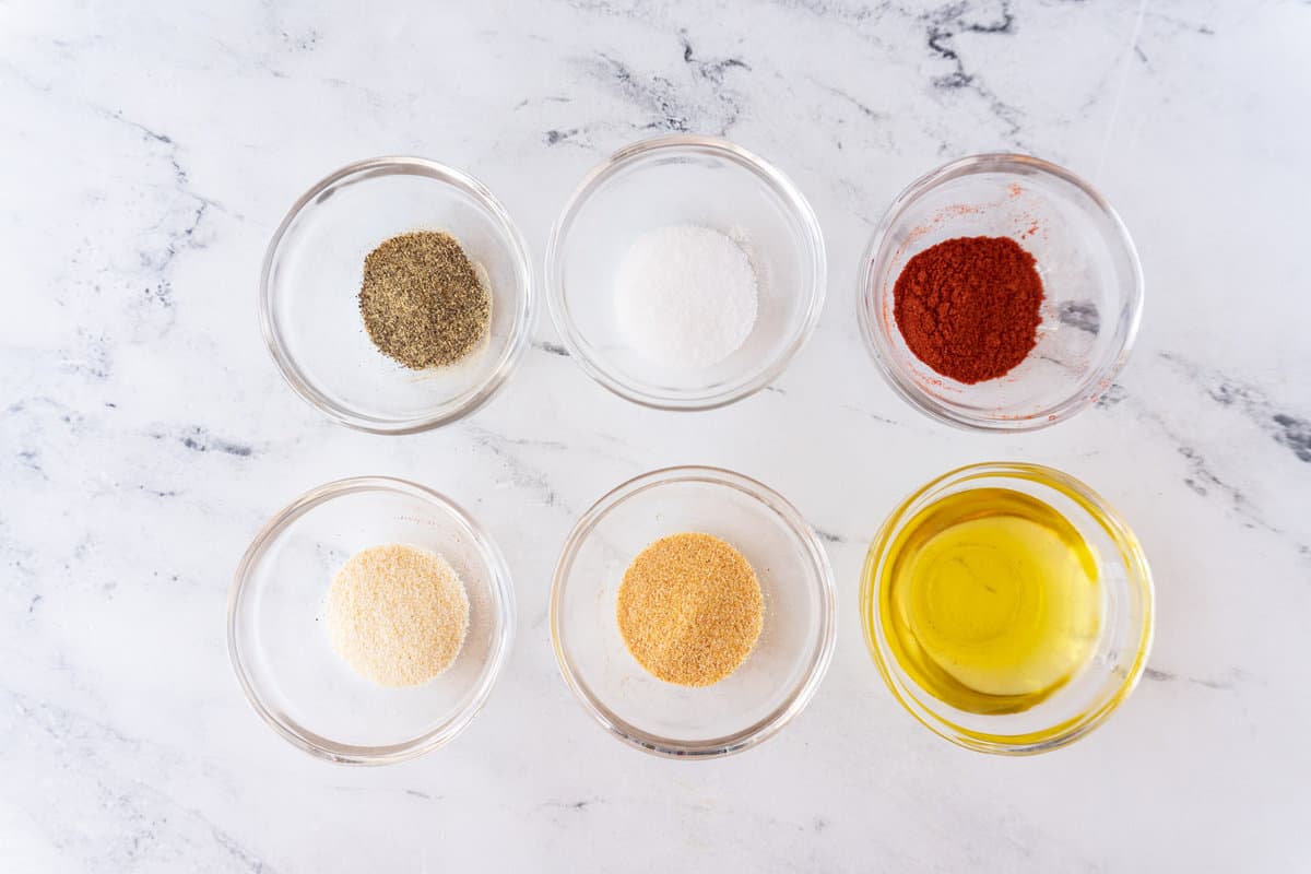 dry rub ingredients in bowls