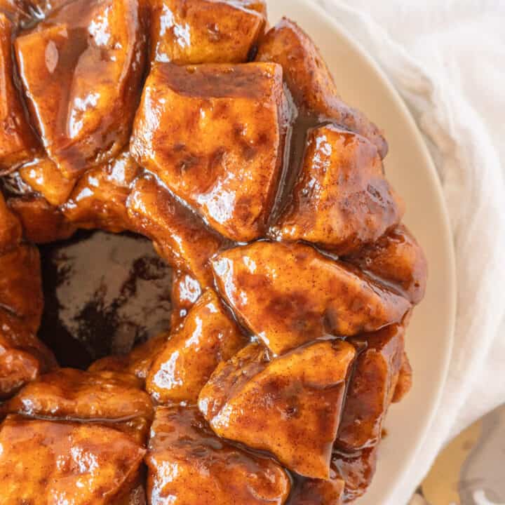 The BEST Cinnamon Pull Apart Easy, Saucy, Delicious