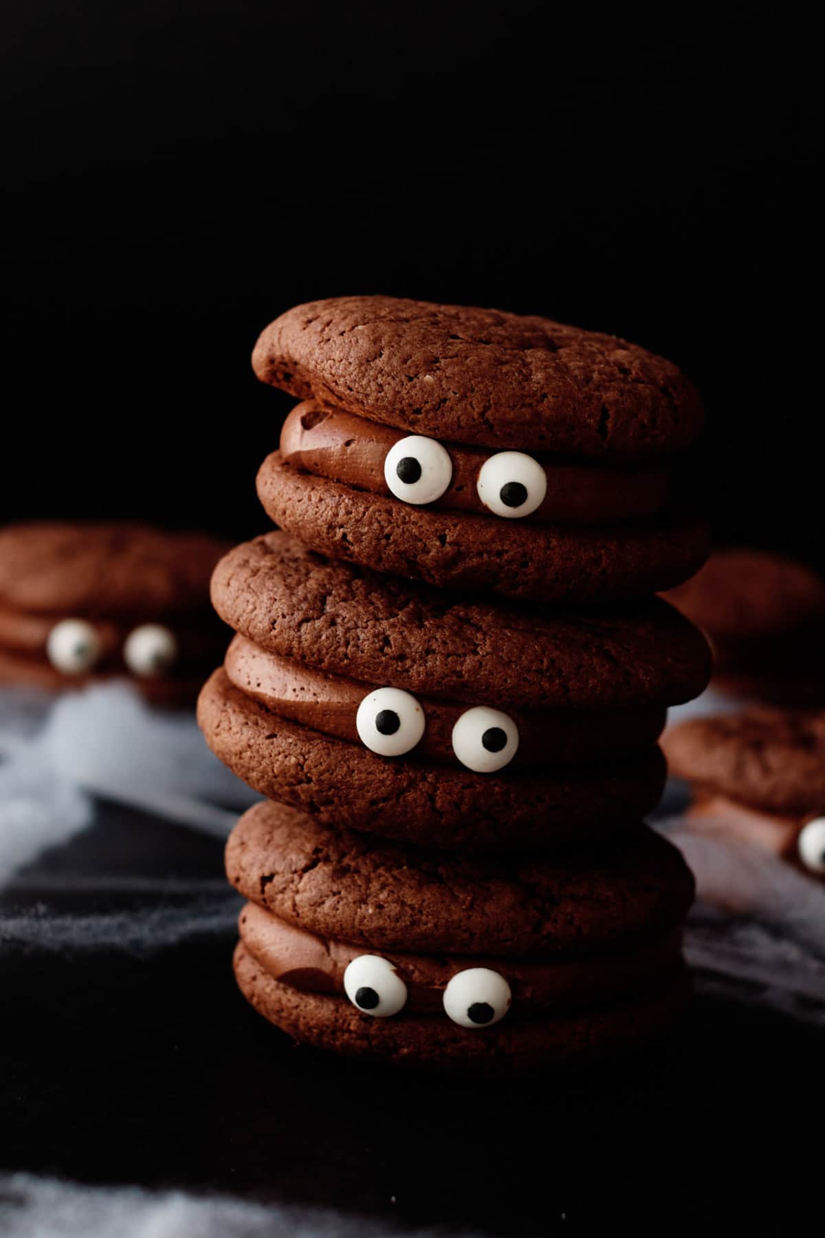 cookie sandwiches with eyes