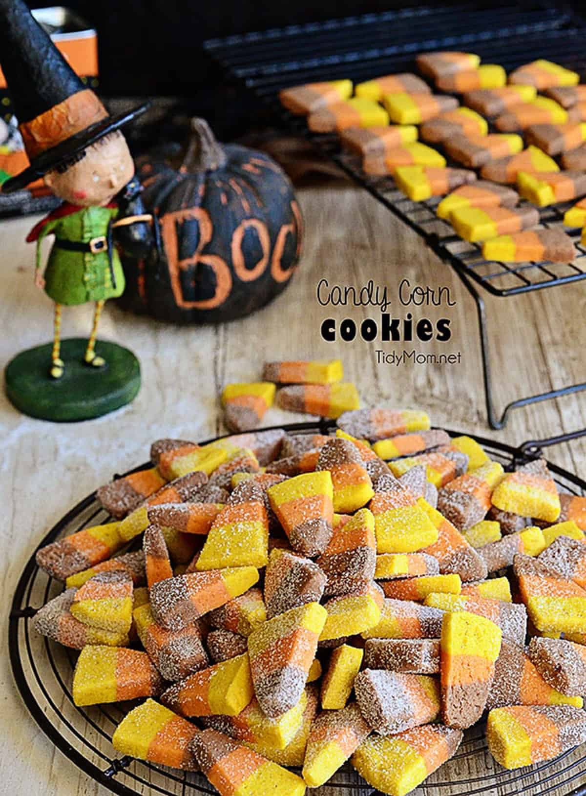 cookies that brown, orange, and yellow that look like candy corn