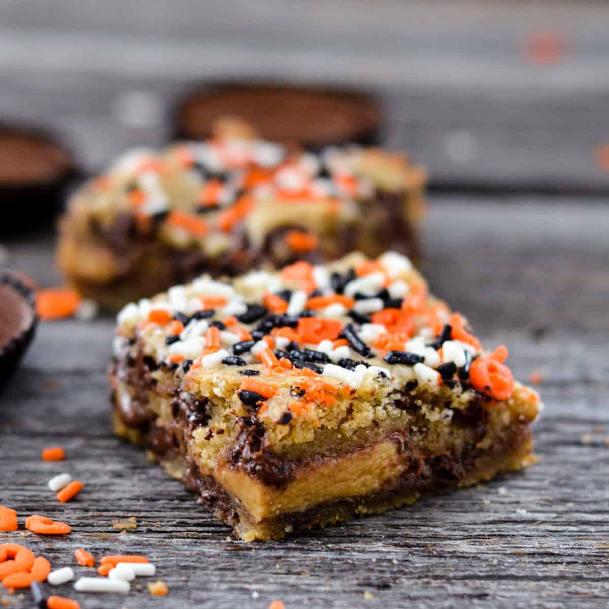 cookie bar with Halloween sprinkles