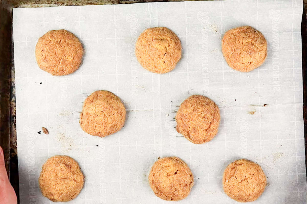 baked fall cookies