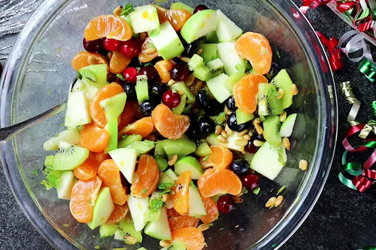 fruit mixed in bowl