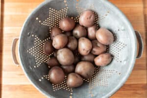 boiled potatoes in strainer