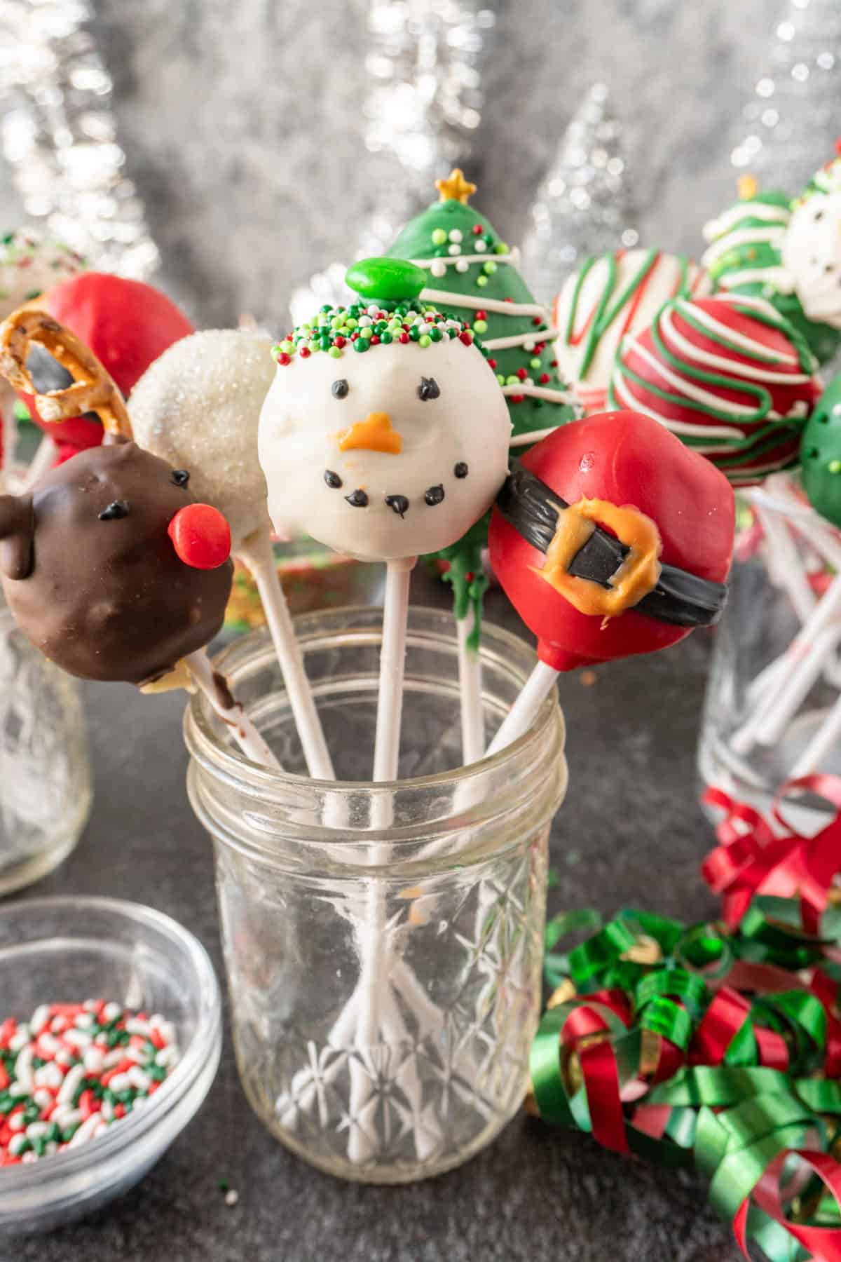Christmas Cake Pops in mason jar,
