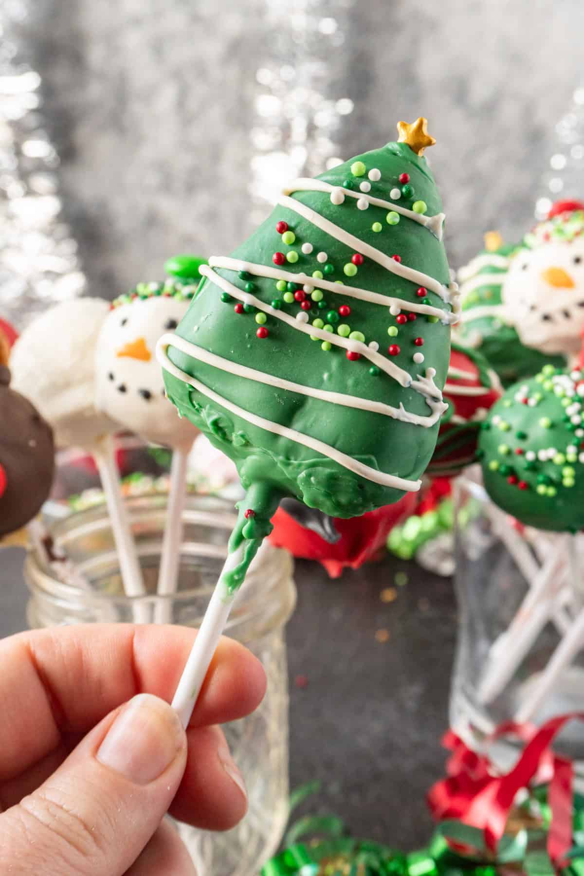 Christmas Tree cake pop.