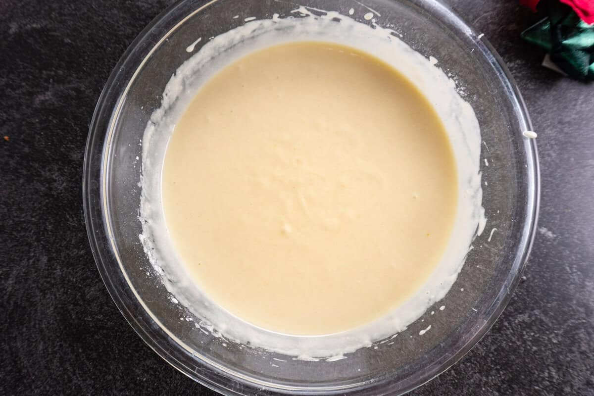 cake batter mixed.