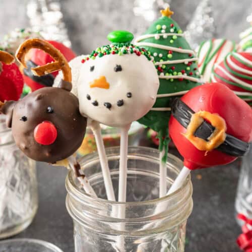 Christmas Cake Pops featured image